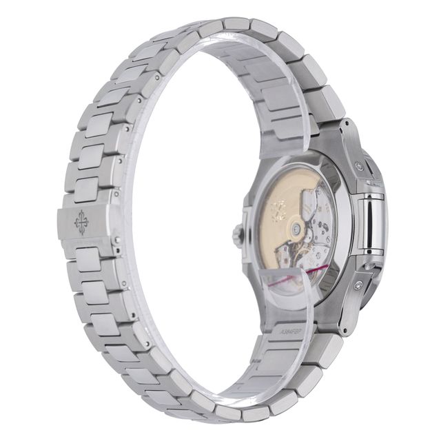 Patek Philippe Nautilus 5726/1A-014 Image 4